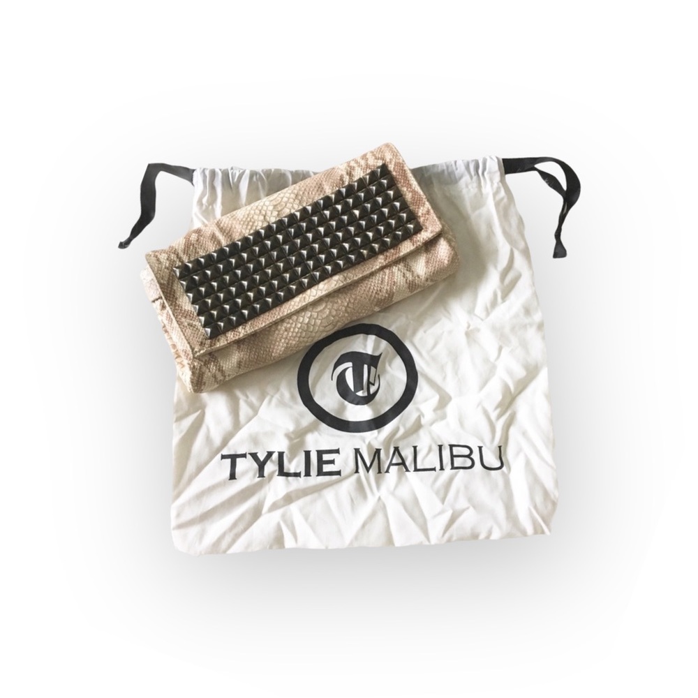new Tylie Malibu 𓆙 Runaway Rockstud Python Skinny Clutch Bag 𓆙 Red Carpet Hot - Picture 5 of 16